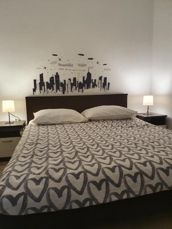 דראגה Lavender Apartments מראה חיצוני תמונה