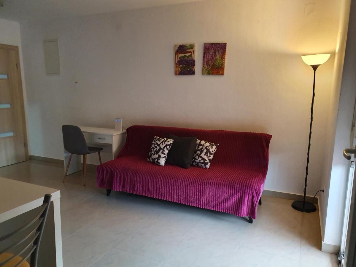 דראגה Lavender Apartments מראה חיצוני תמונה