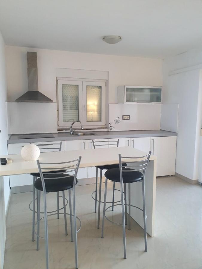 דראגה Lavender Apartments מראה חיצוני תמונה