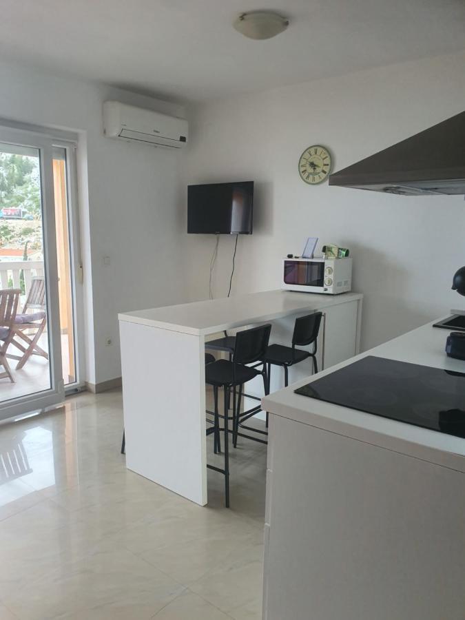 דראגה Lavender Apartments מראה חיצוני תמונה