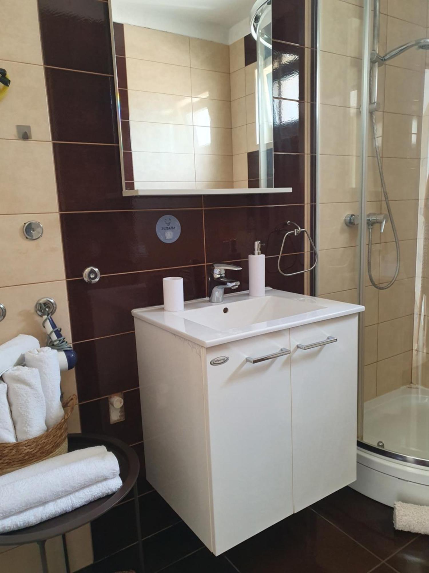 דראגה Lavender Apartments חדר תמונה